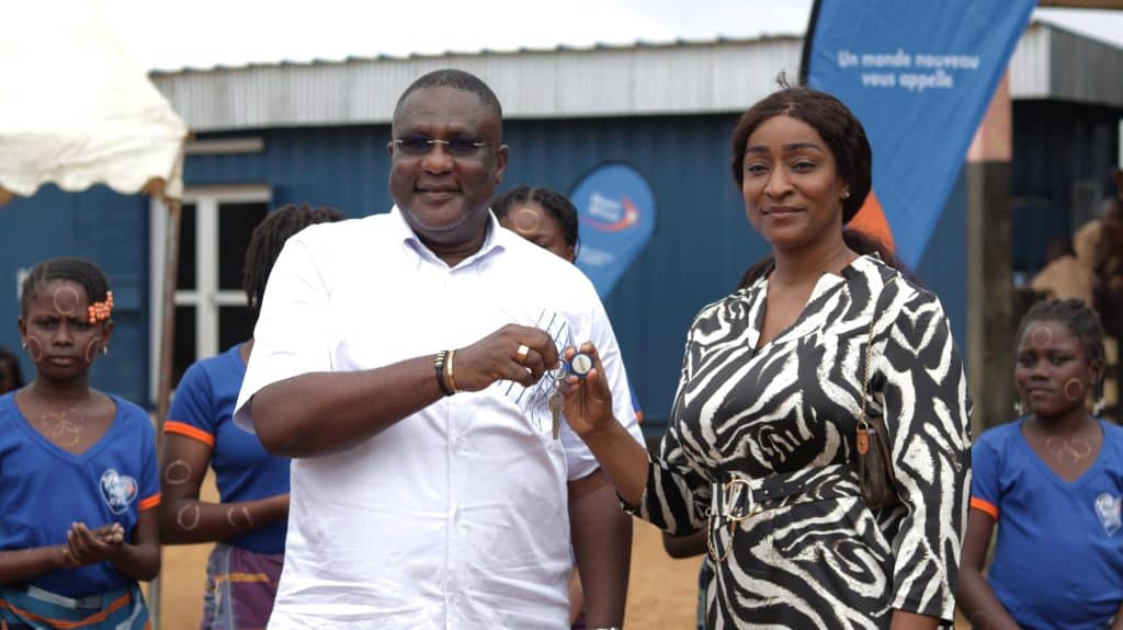 Inauguration d’une Bibliothèque Multimédia au Groupe Scolaire Aghien 1 & 2